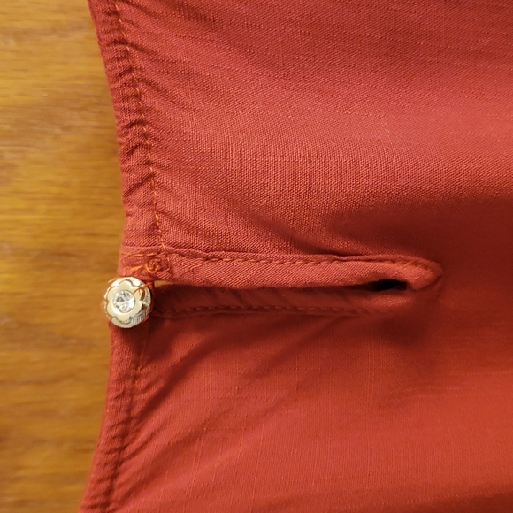 Top - Picture 3 of 3